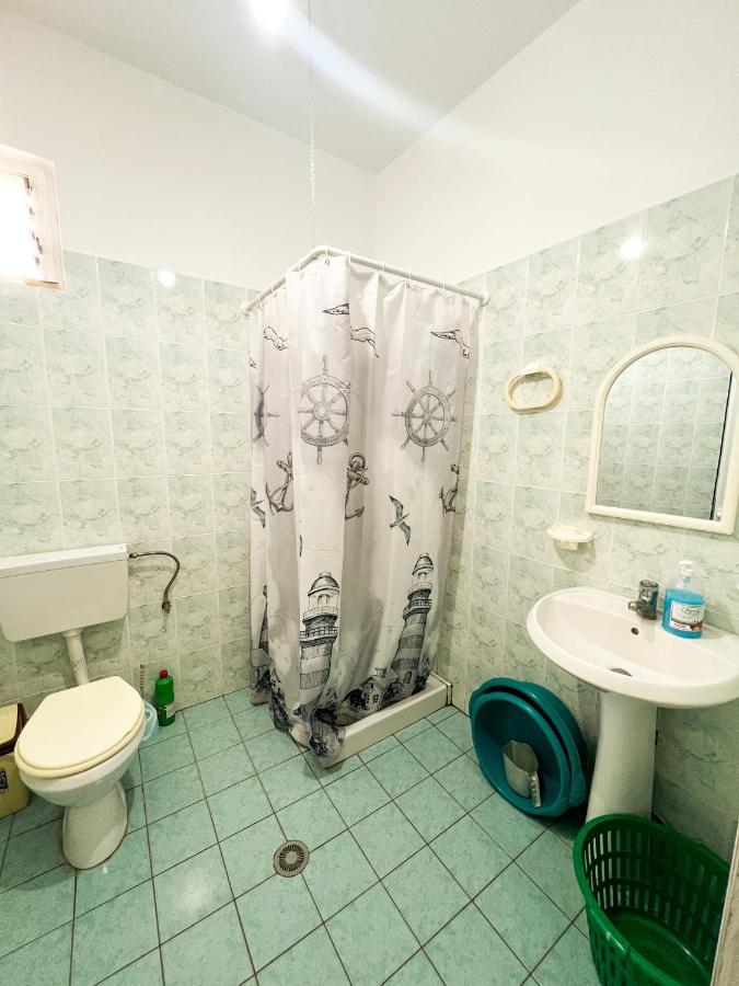 Garden Villa Sarande Apt-6 エクステリア 写真
